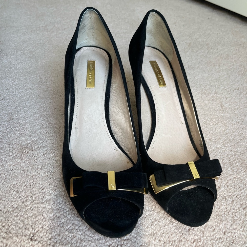 Louise et Cie Black & Gold Peep Toe Heels